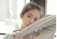 正确挽回前女友的方式，切莫踩雷将她推的更远