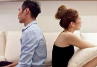 老婆出轨，你该用什么方法进行挽回？